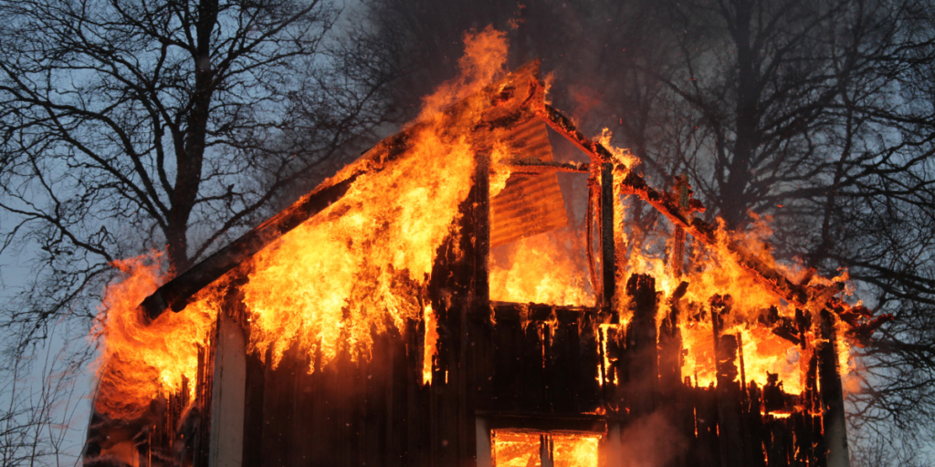 Dream About House Fire Scenarios and its Meanings